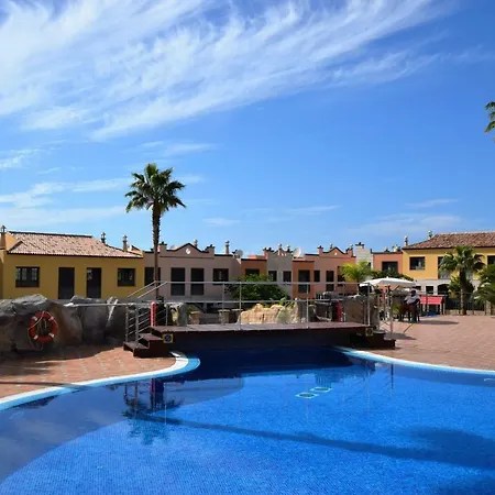 Apartamento Lovely Duplex La Caleta