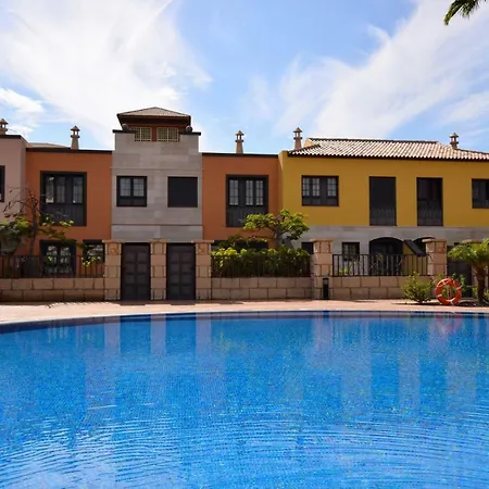 Apartamento Lovely Duplex La Caleta *